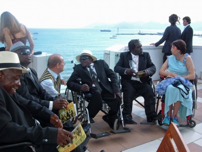 Avec Staff Benda Bilili sur le toit du Palais Stéphanie à Cannes